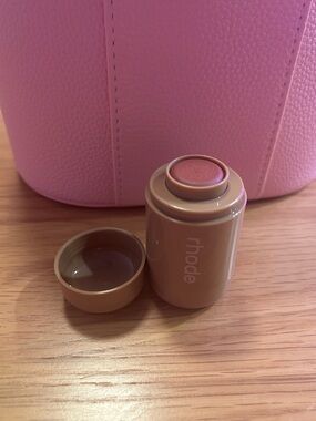 Rhode Pocket Blush Shade Sleepy Girl New